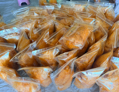 Bánh tráng trộn ở Tây Ninh đang rất được nhiều du khách ưa chuộng