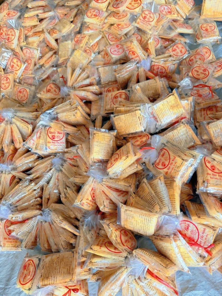 BÁNH TRÁNG MUỐI SẶC NHUYỄN