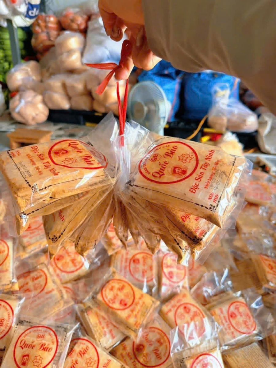 BÁNH TRÁNG MUỐI SẶC NHUYỄN