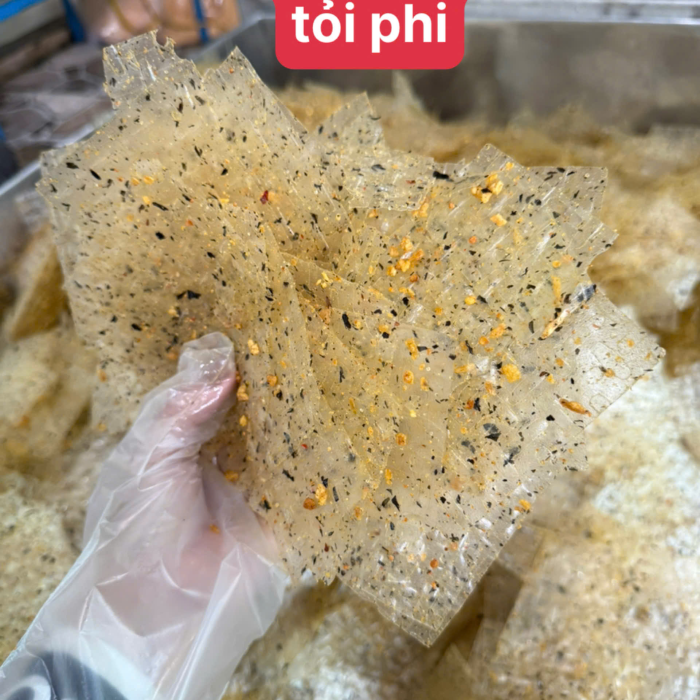 Bánh tráng trộn rong biển cháy tỏi hành phi